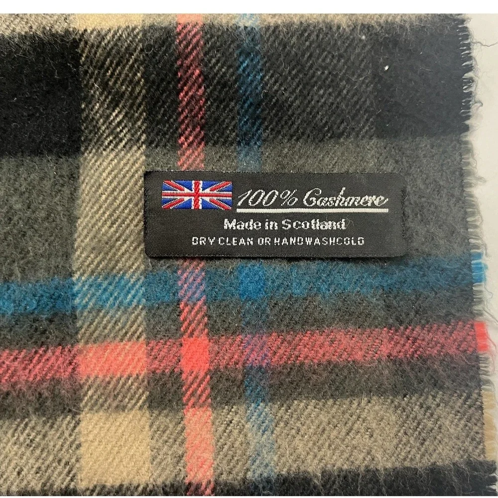 Scotland Cashmere Scarf Unisex OS Black Grey Plaid Fringe Made In Scottland